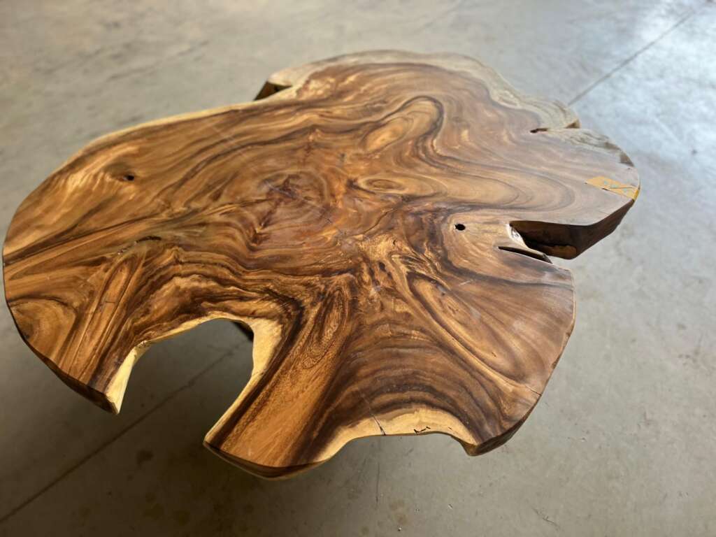 Table basse en suar A14
