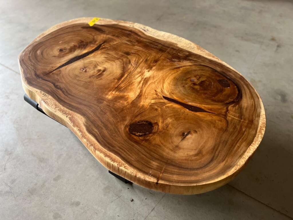 Table basse suar A18 plateau ovale naturel Mazawood