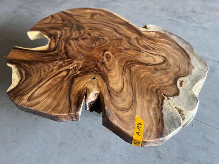 Table basse en suar A14