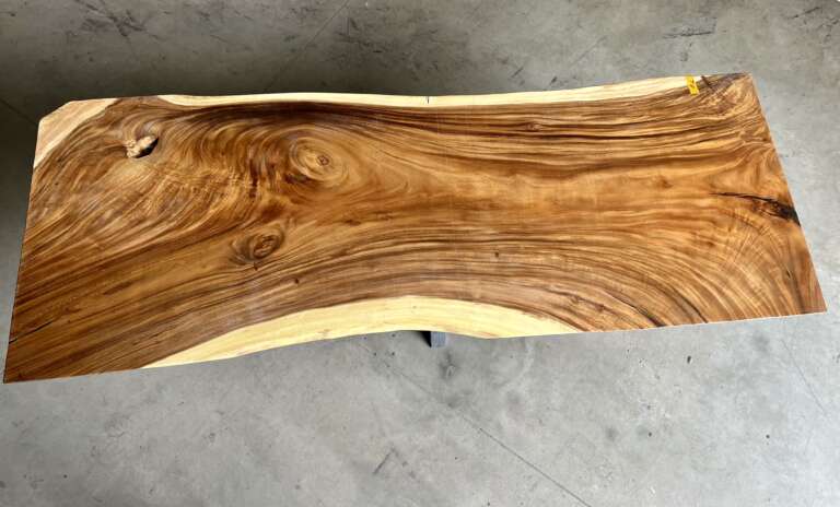 Table de réunion contemporaine en suar massif T8