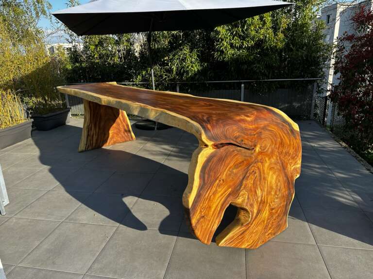 Table en bois extérieur sur mesure – création artisanale