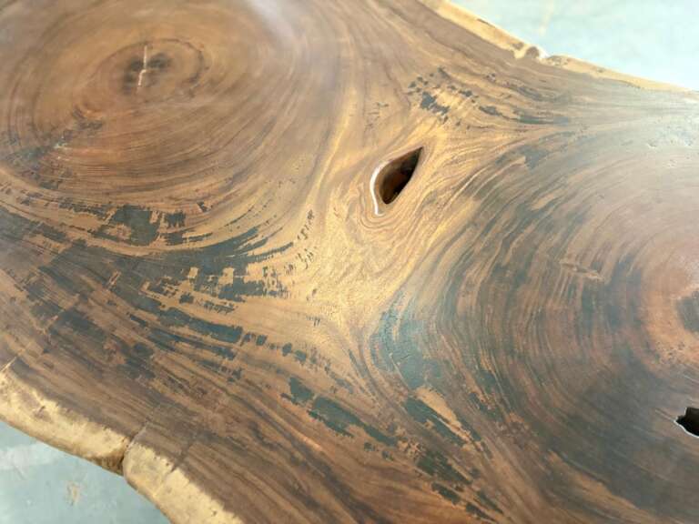 table basse en suar massif